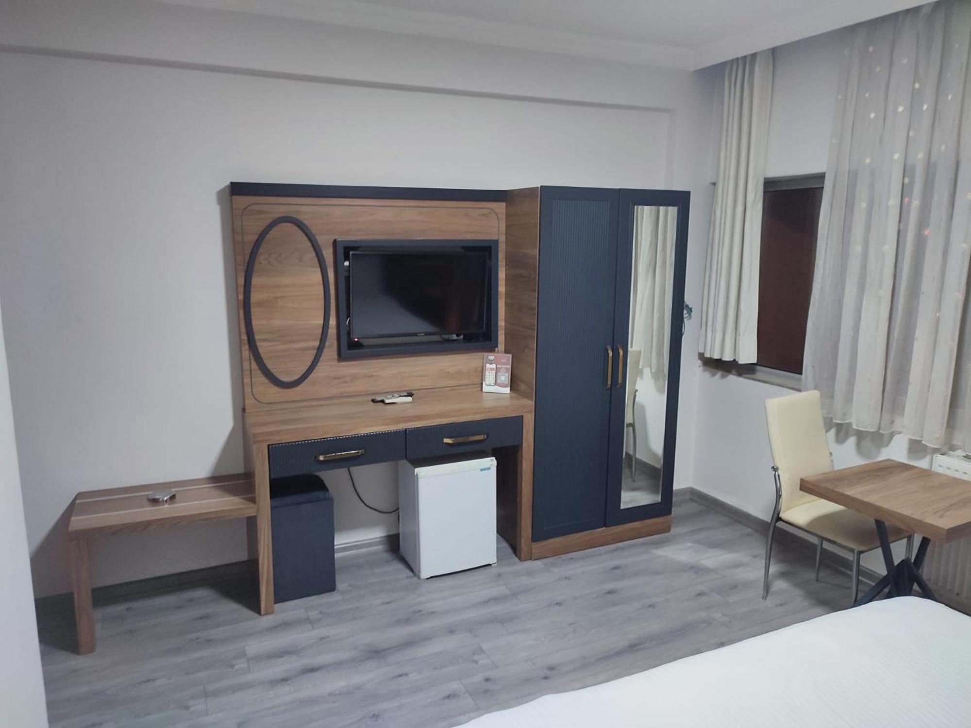 Madi Otel
